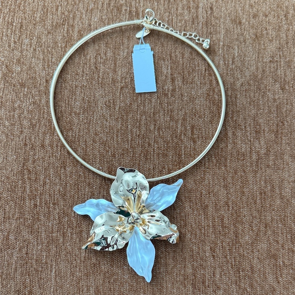 Natasha Couture Gold & Silver Floral Necklace